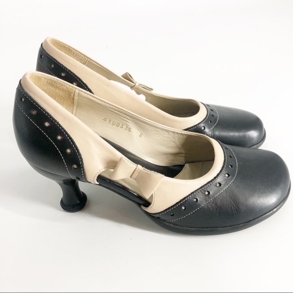 John Fluevog Shoes - John Fluevog Vintage Style Leather Oxford Heels 8